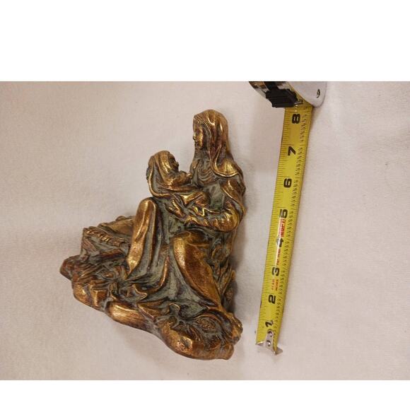 Vintage 1980s Madonna 8" Virgin Mary Jesus Child Figure Resin Gold Brass tone - Picture 6 of 12